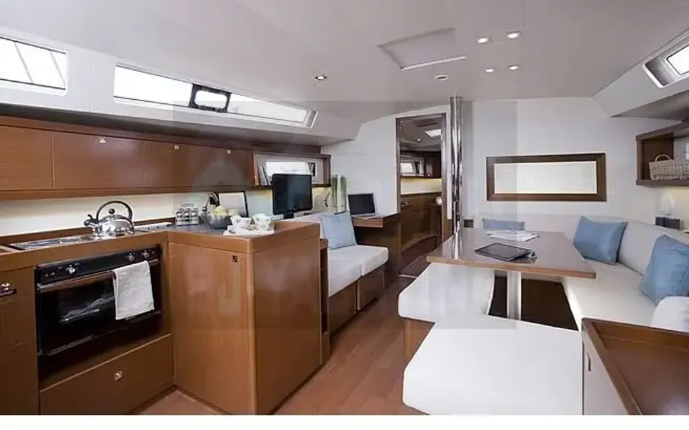 slider 14 Beneteau Oceanis 45