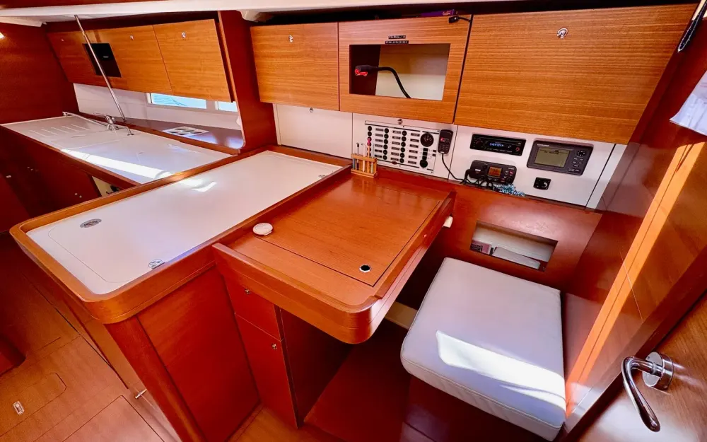 slider 20 Dufour  375 Grand Large