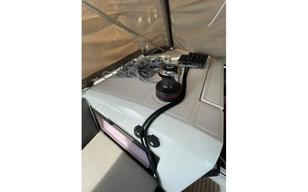 slider 6 Jeanneau Sun Odyssey 440