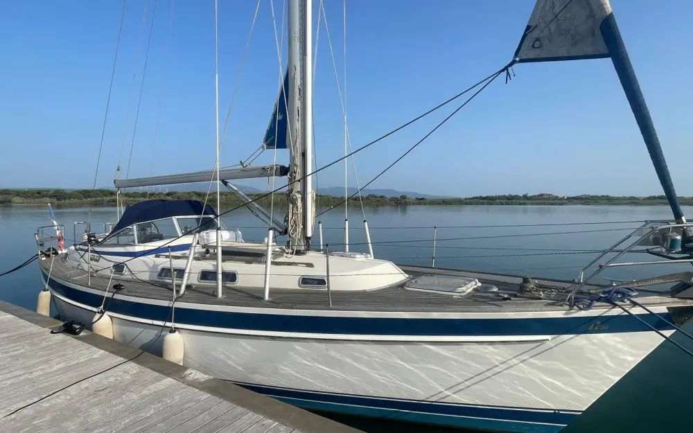 slider 0 Hallberg Rassy  39