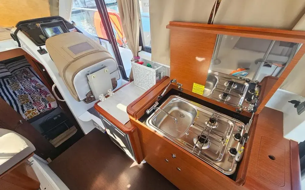 slider 14 Jeanneau Merry Fisher 855