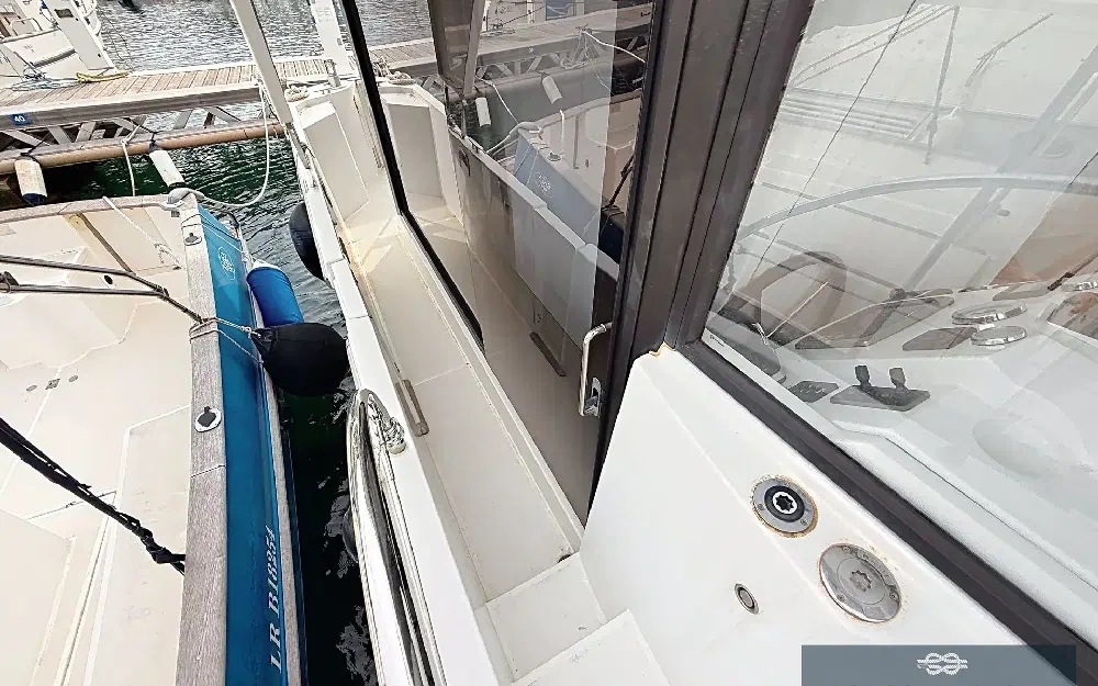 slider 12 Beneteau Swift Trawler 30