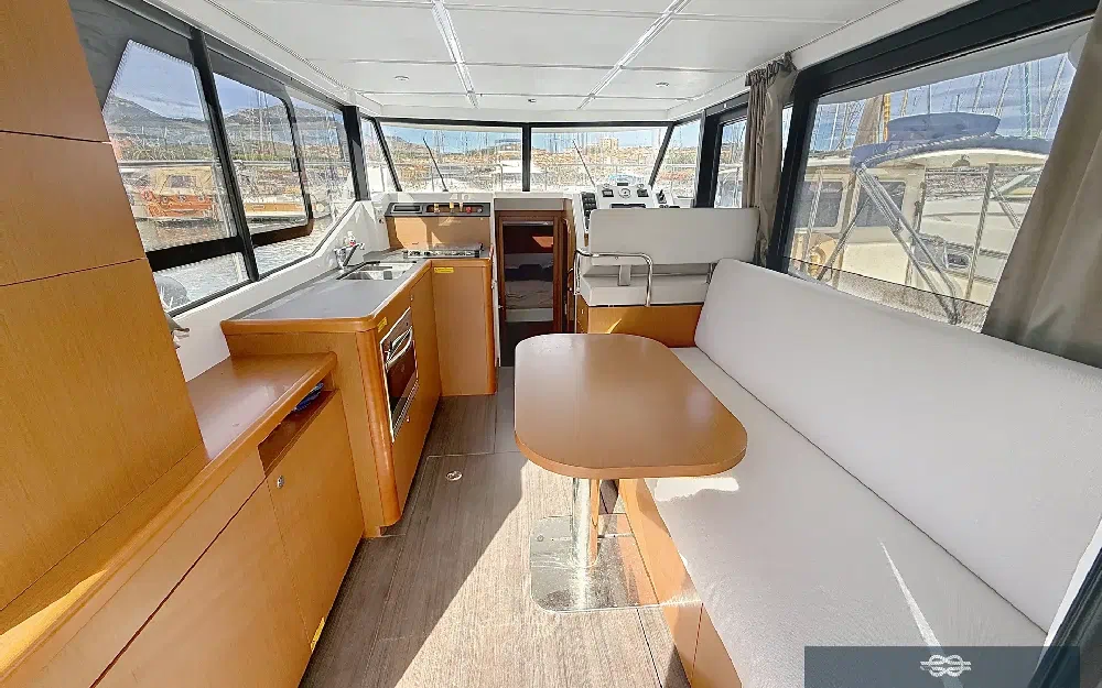 slider 16 Beneteau Swift Trawler 30