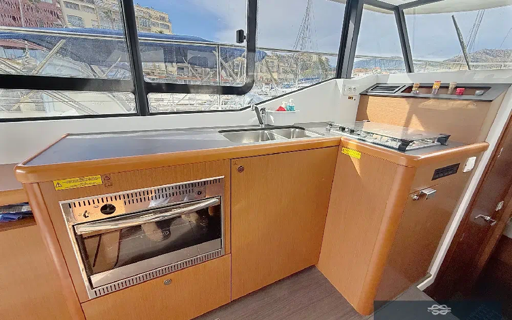 slider 19 Beneteau Swift Trawler 30