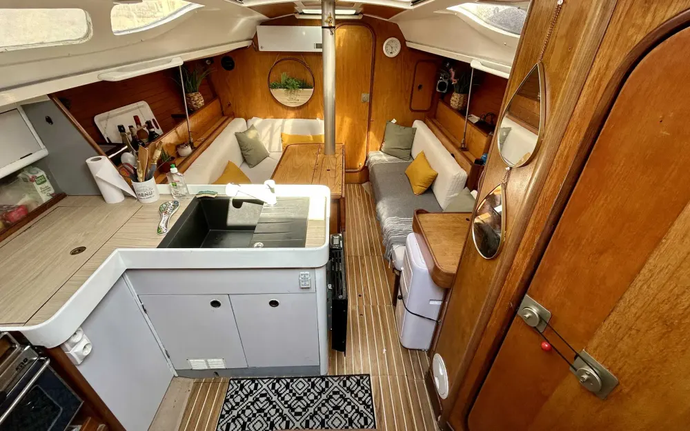 slider 9 Beneteau Oceanis 350