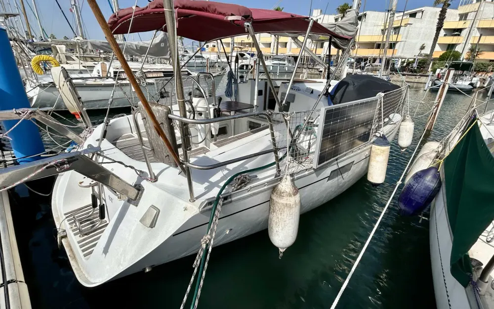 slider 1 Beneteau Oceanis 350