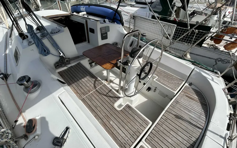 slider 6 Beneteau Oceanis 350