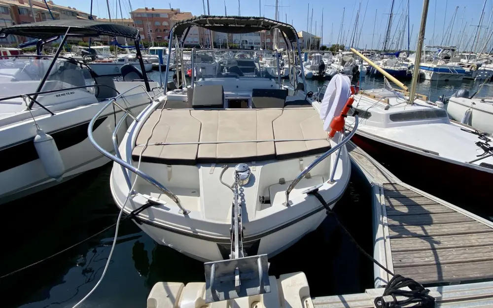 slider 1 Beneteau Flyer 7.7 SUNdeck
