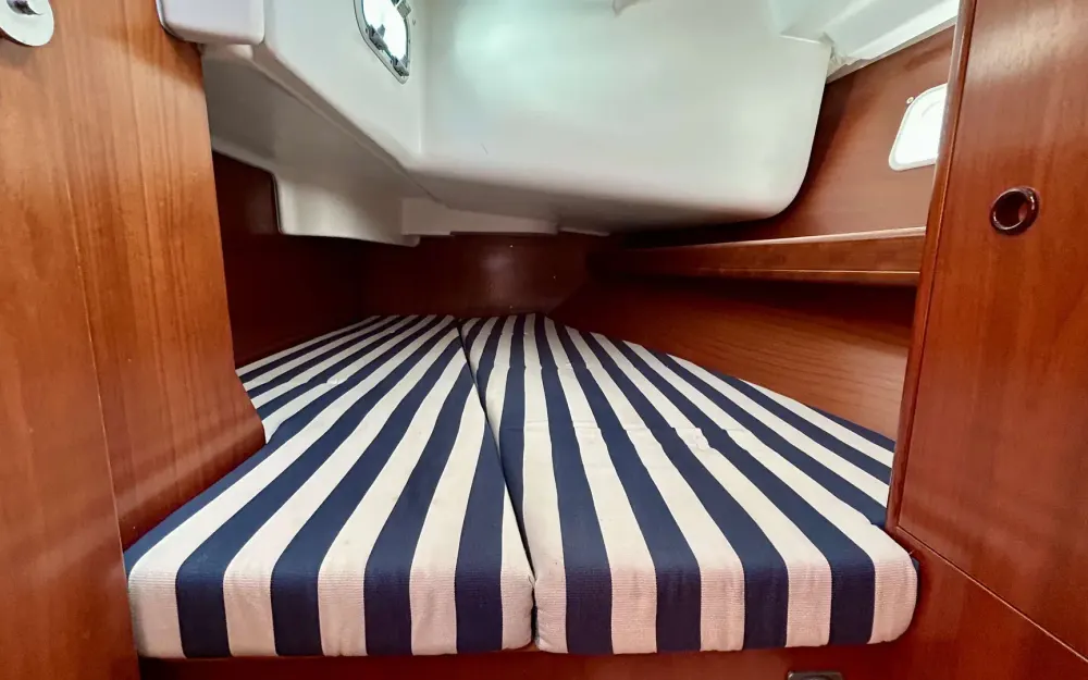 slider 13 Beneteau Oceanis 361 Clipper