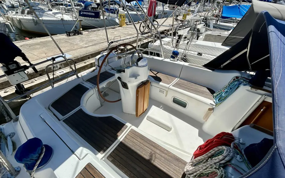 slider 2 Beneteau Oceanis 361 Clipper