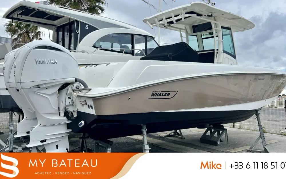 slider 0 Boston Whaler  320 Outrage
