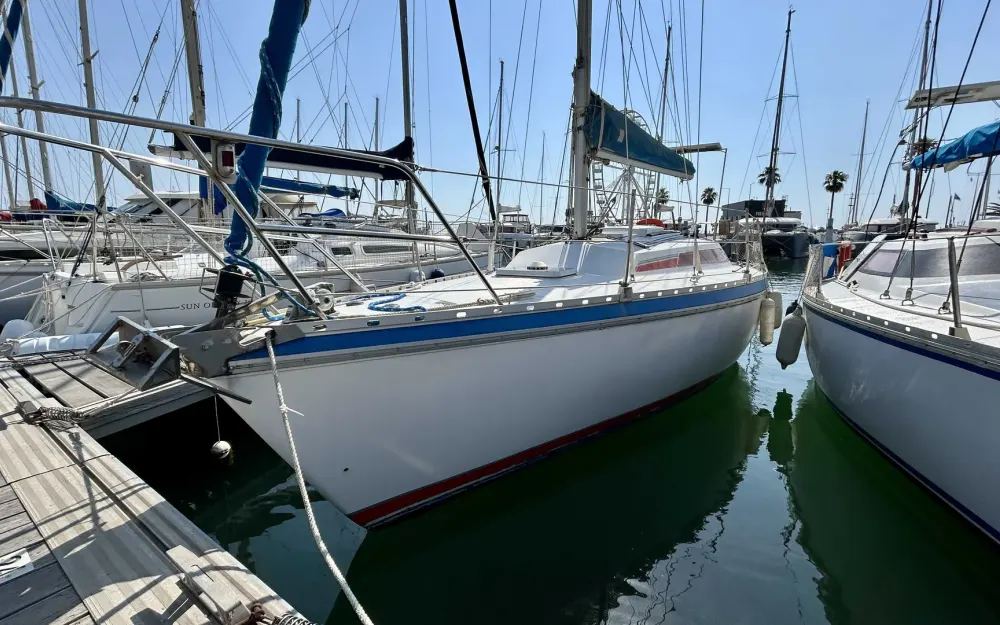 slider 1 Jeanneau Aquila
