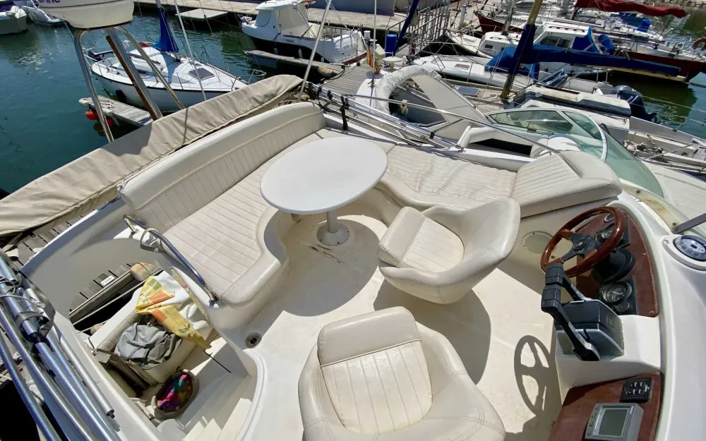 slider 13 Jeanneau Prestige 32