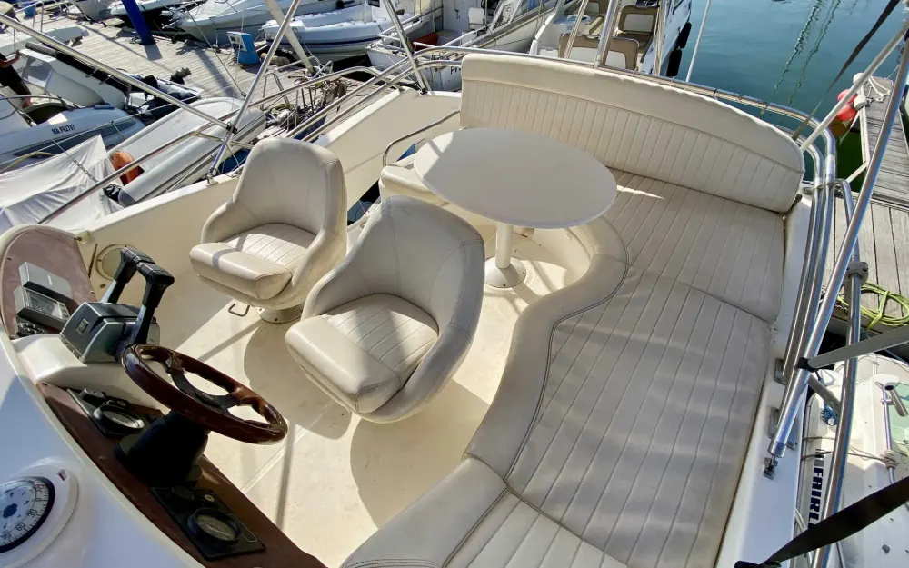 slider 14 Jeanneau Prestige 32