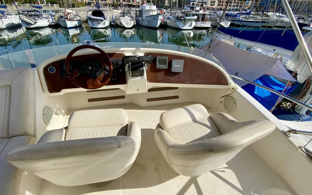 slider 15 Jeanneau Prestige 32