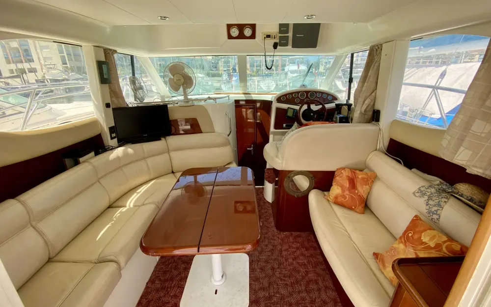 slider 3 Jeanneau Prestige 32