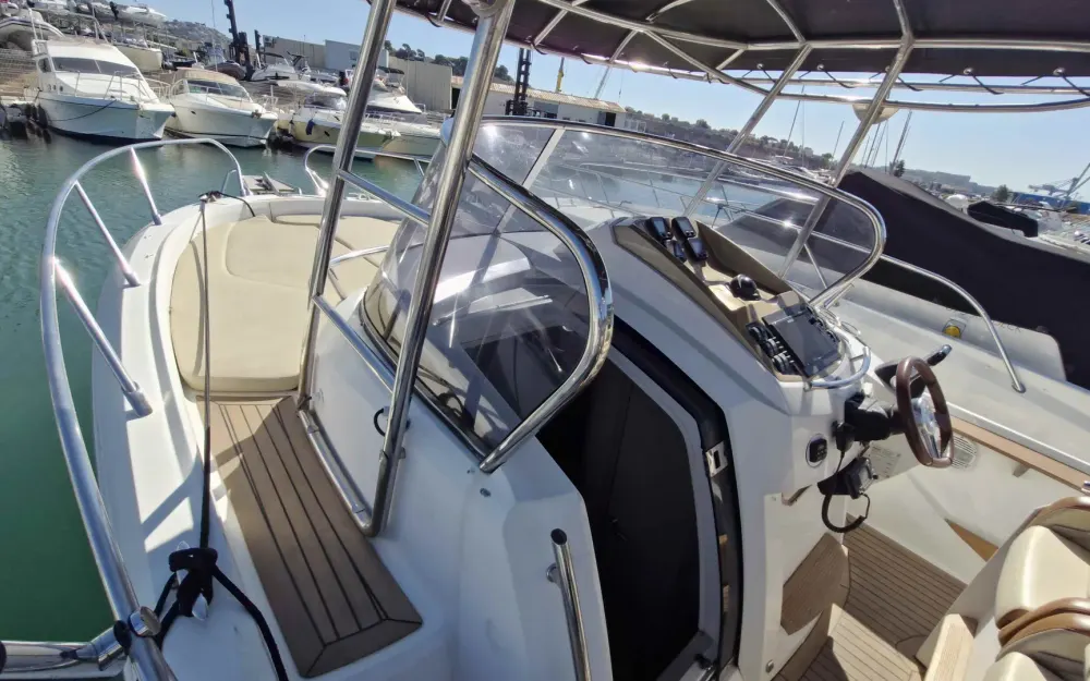slider 1 Sessa Marine Key Largo 30