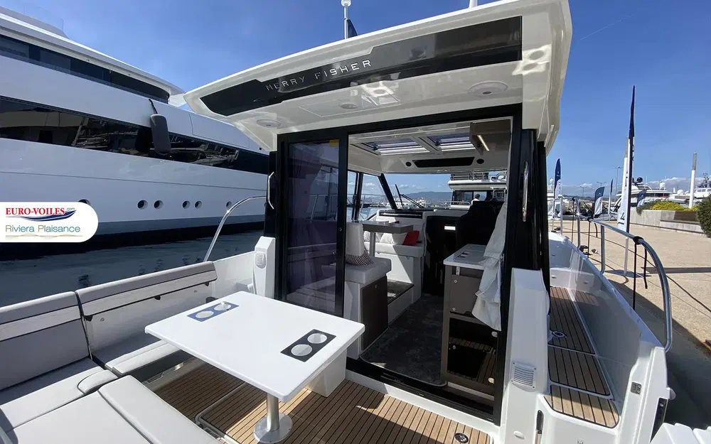 slider 3 Jeanneau Merry Fisher 895