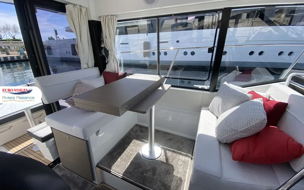 slider 8 Jeanneau Merry Fisher 895 Serie 2