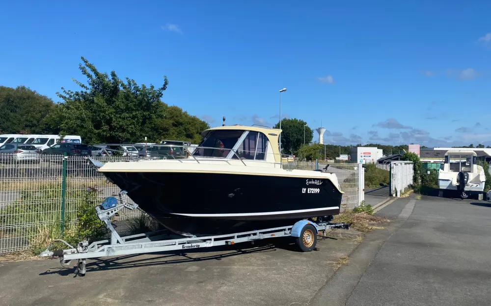 slider 0 Guymarine Evada 640