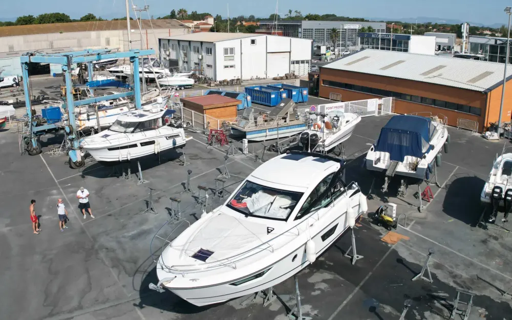 slider 3 Beneteau Gran Turismo 40
