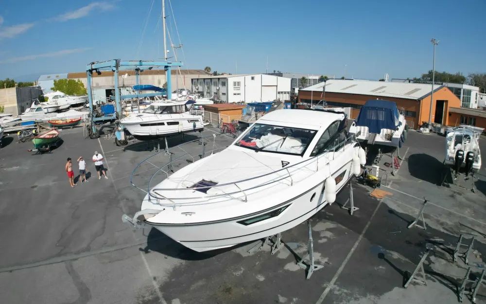 slider 4 Beneteau Gran Turismo 40