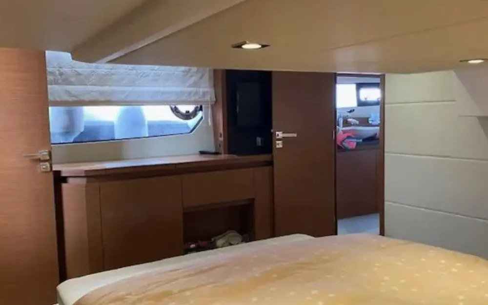 slider 9 Jeanneau Prestige 450 Fly