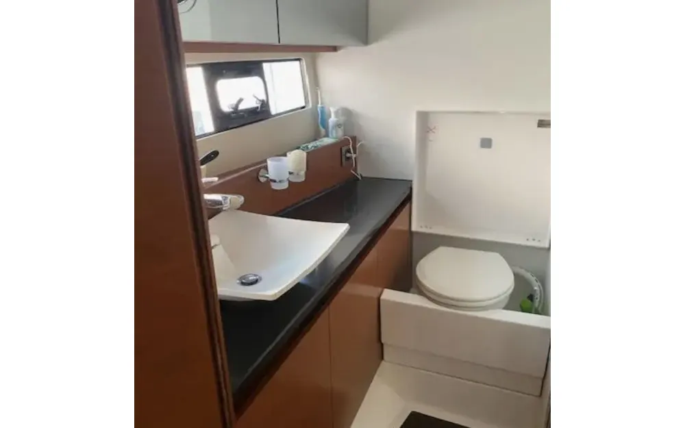 slider 14 Jeanneau Prestige 450 Fly