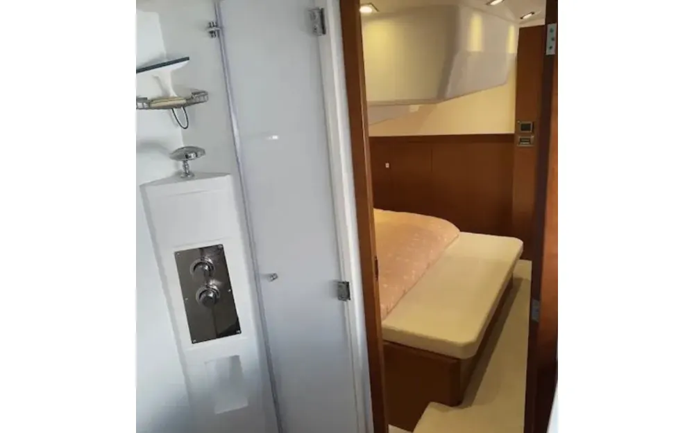 slider 15 Jeanneau Prestige 450 Fly