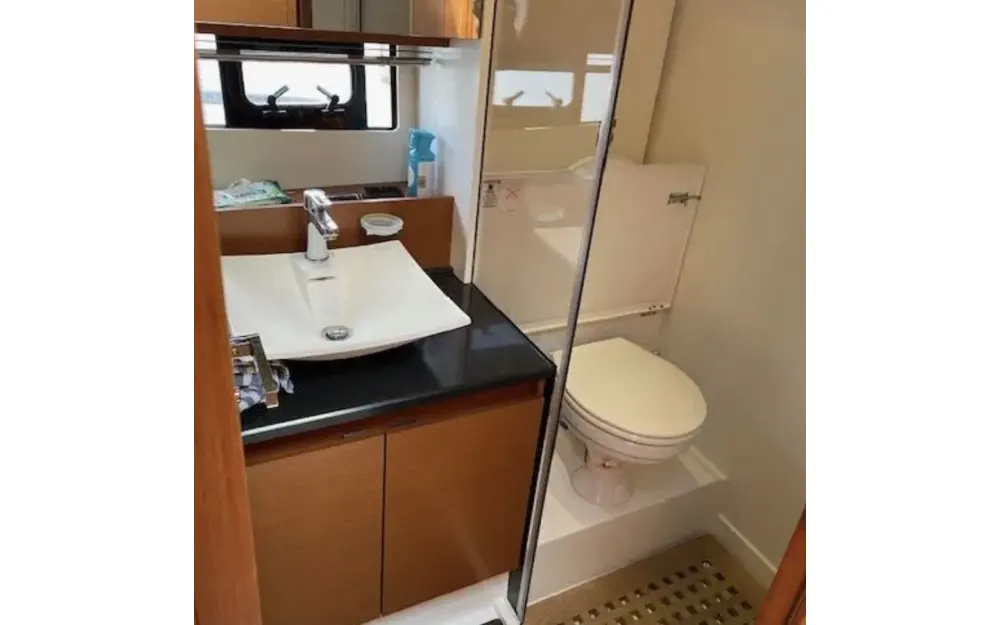 slider 19 Jeanneau Prestige 450 Fly