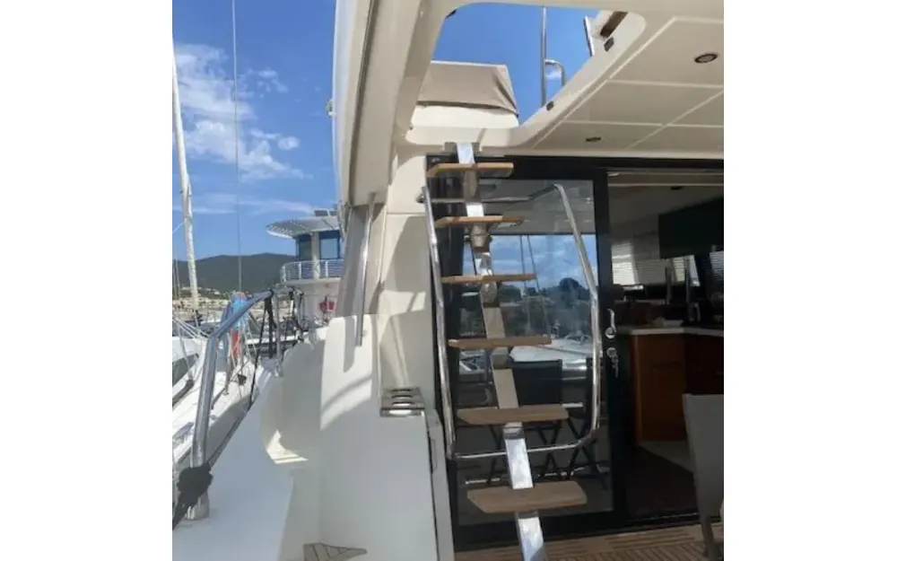 slider 21 Jeanneau Prestige 450 Fly