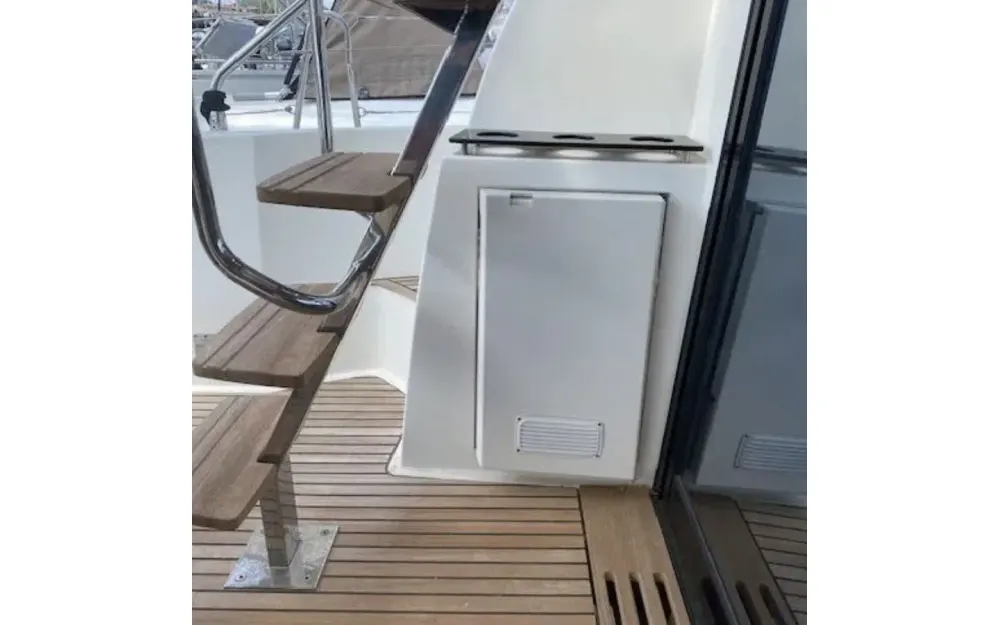slider 26 Jeanneau Prestige 450 Fly