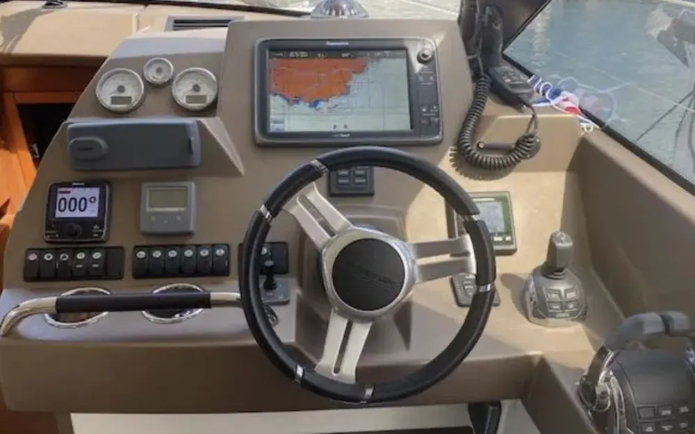 slider 27 Jeanneau Prestige 450 Fly