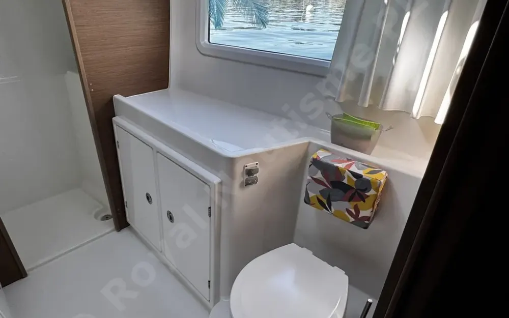 slider 17 Lagoon  42