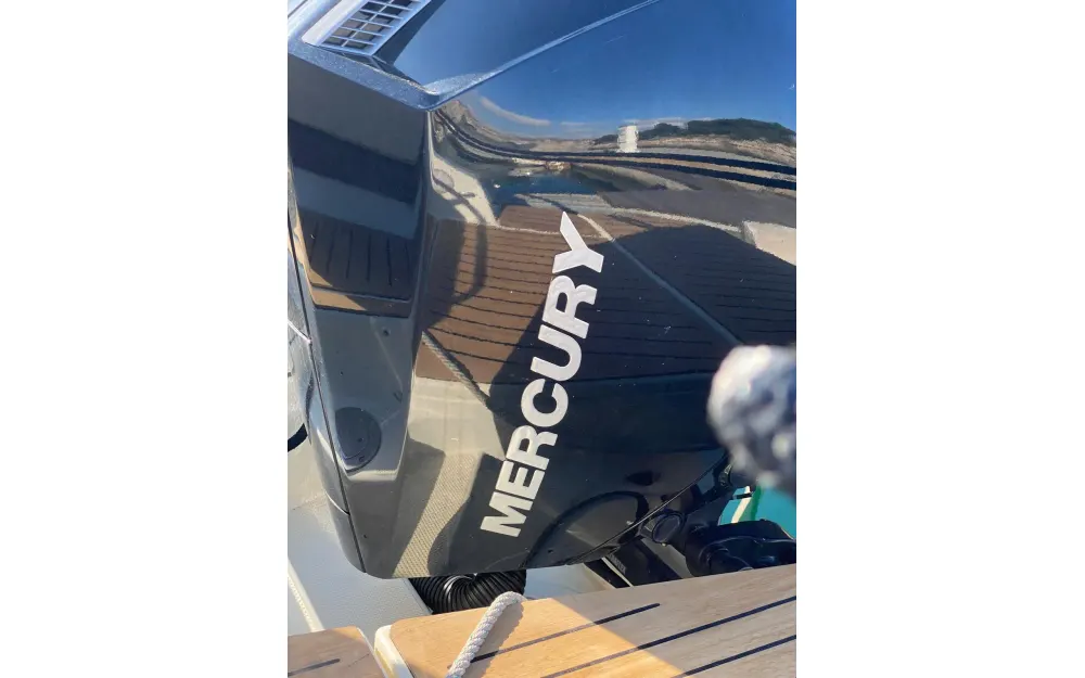 slider 1 Quicksilver Activ 755 Cruiser