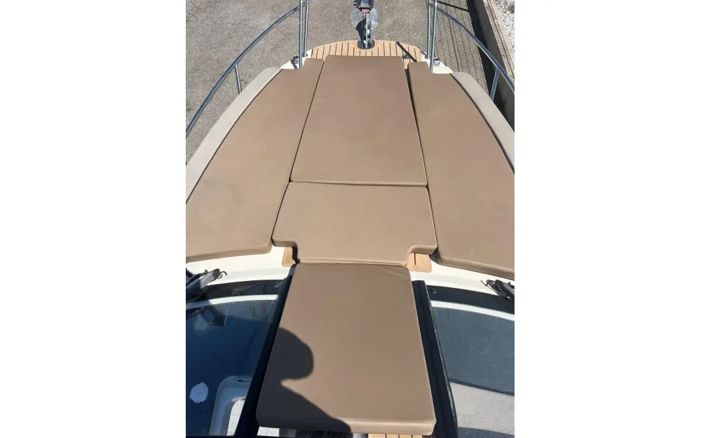 slider 4 Quicksilver Activ 755 Cruiser