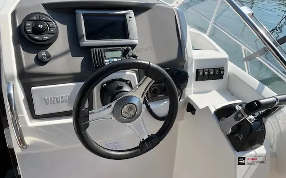 slider 2 Jeanneau Cap Camarat 8.5 WA