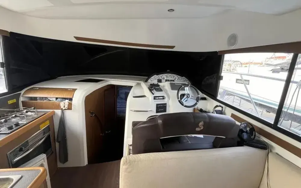 slider 7 Beneteau Antares 36