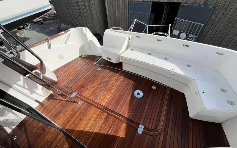 slider 5 Beneteau Antares 36