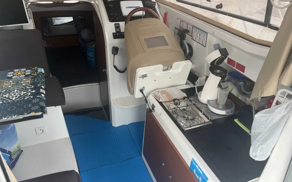 slider 5 Jeanneau Merry Fisher 755
