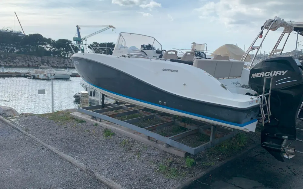 slider 0 Quicksilver Activ 675 Sundeck