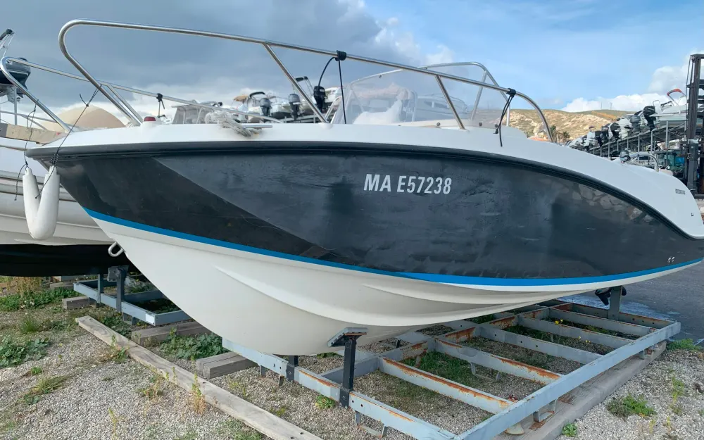 slider 1 Quicksilver Activ 675 Sundeck