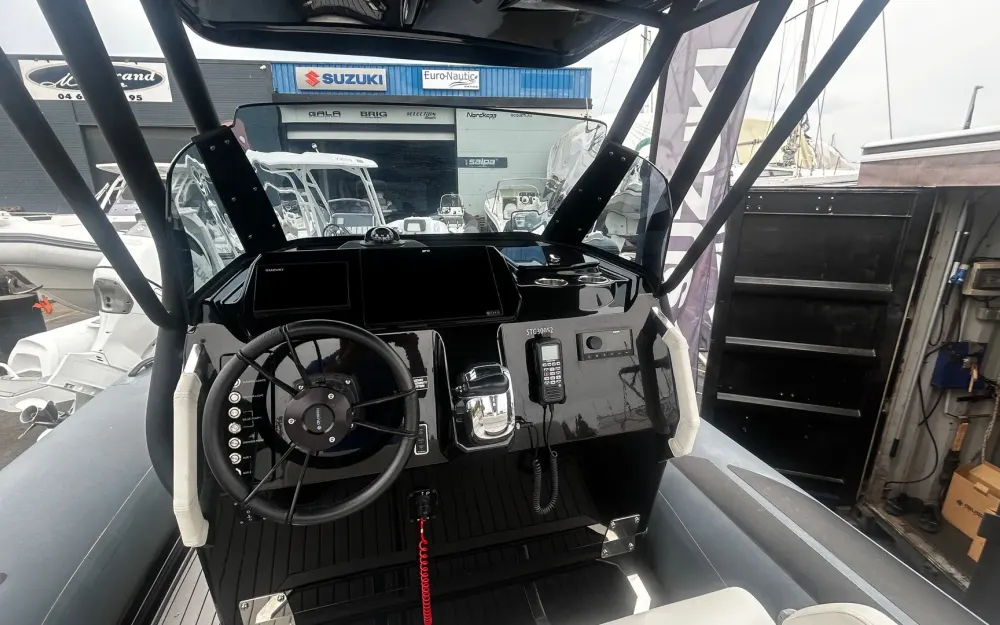 slider 3 Brig Eagle 8