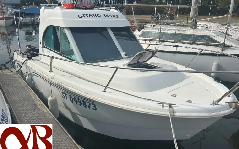 slider 0 Beneteau Antares 650