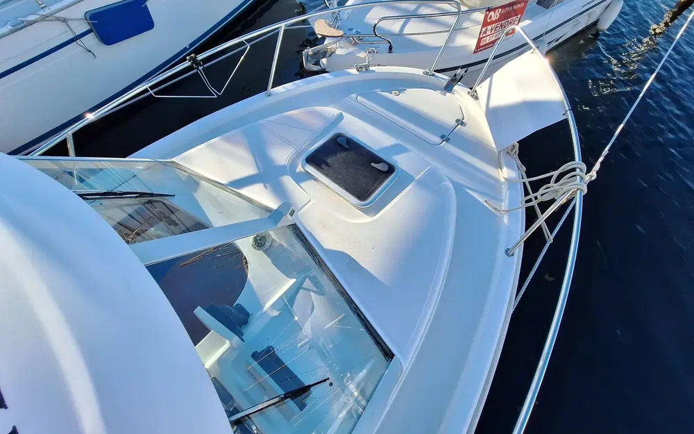 slider 10 Beneteau Antares 650