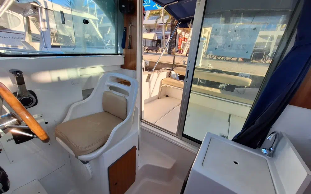 slider 6 Beneteau Antares 650