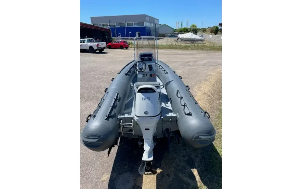 slider 1 3D Tender Patrol 550 Hypalon