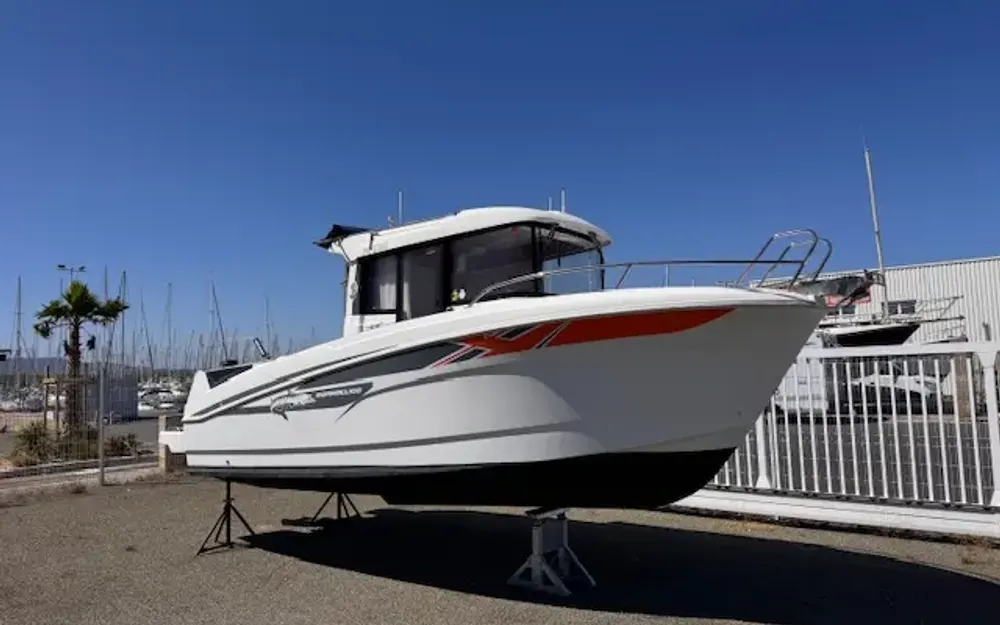 slider 3 Beneteau Barracuda 7