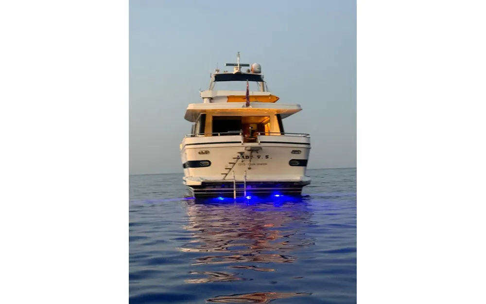 slider 2 Falcon  80