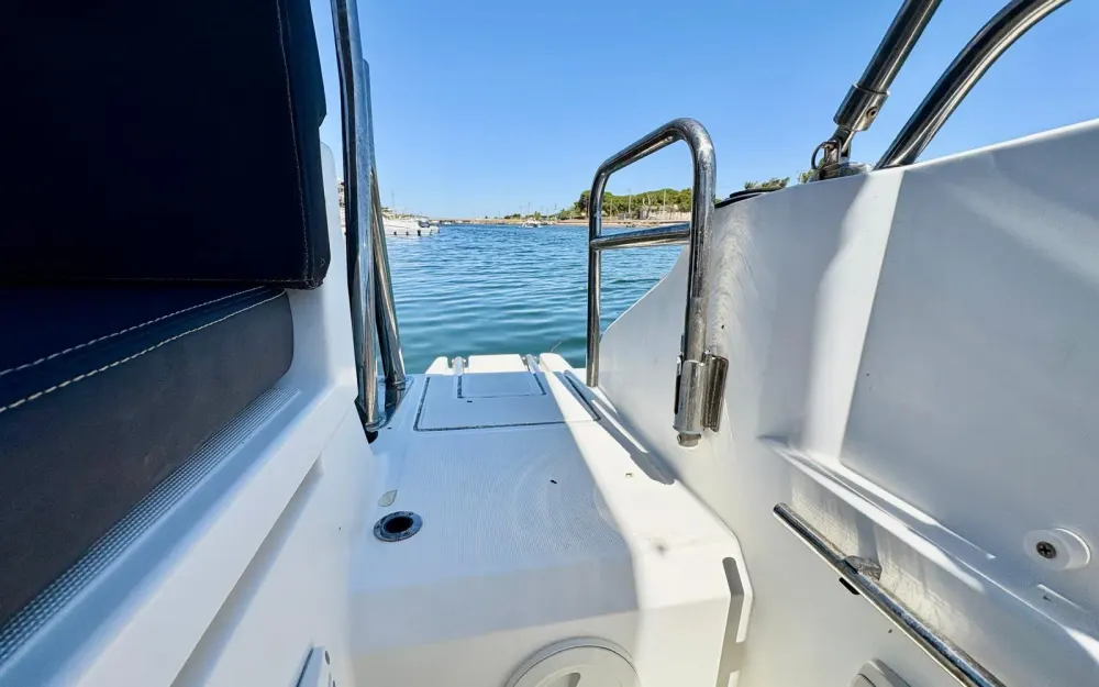 slider 9 Beneteau Flyer 6.6 SUNdeck